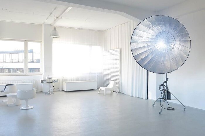 LocationRobot - Film Location Tageslichtstudio LR1938 (photo 1)