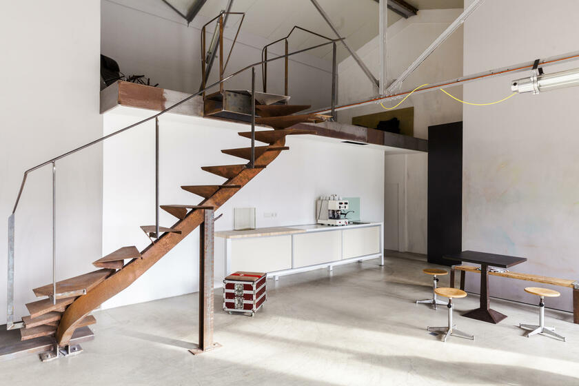 LocationRobot - Film Location Loftstudio LR5600 (photo 7)