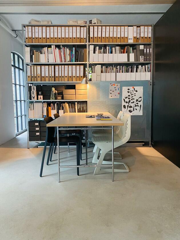 LocationRobot - Film Location Büro LR3644 (photo 5)