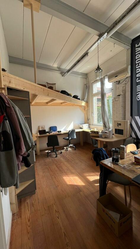 LocationRobot - Film Location Werkstatt LR3772 (photo 9)