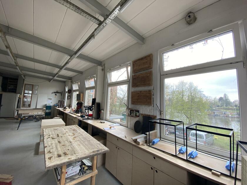 LocationRobot - Film Location Werkstatt LR3772 (photo 4)