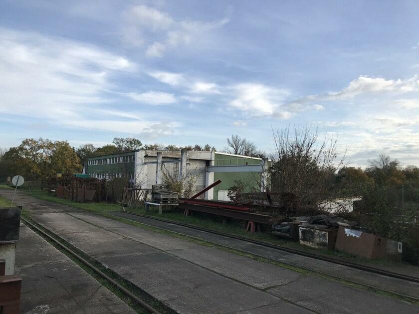 LocationRobot - Film Location Werft LR4190 (photo 3)