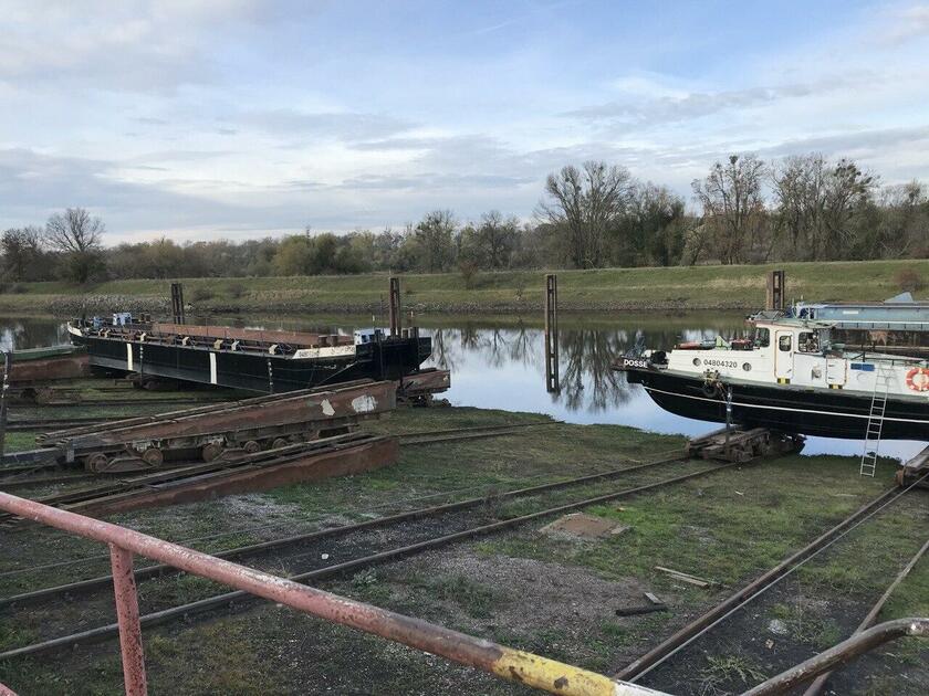 LocationRobot - Film Location Werft LR4190 (photo 1)