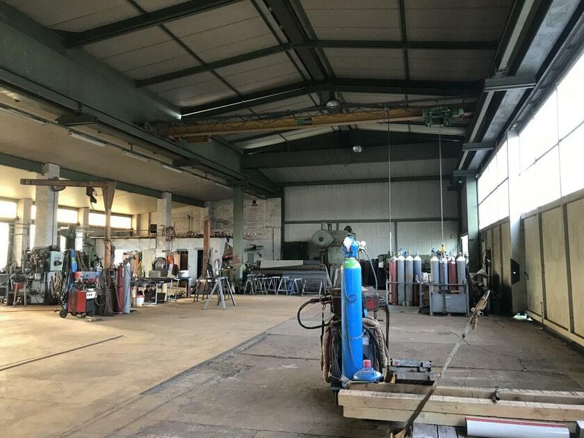 LocationRobot - Film Location Werft LR4190 (photo 5)