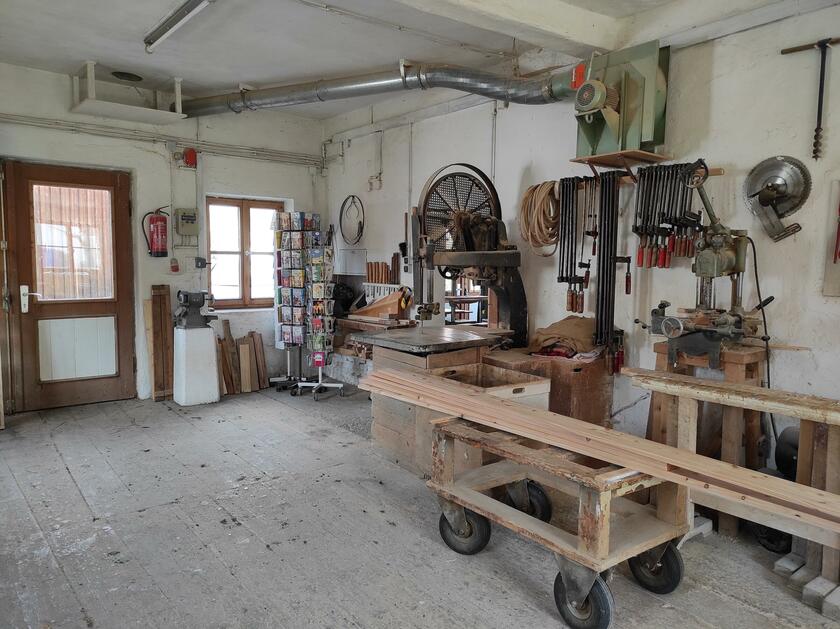 LocationRobot - Film Location Werkstatt LR4284 (photo 2)