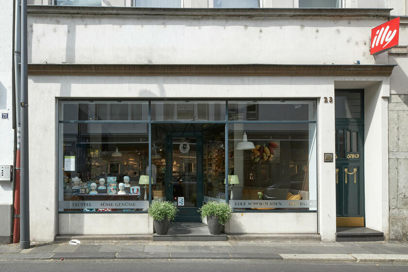 LocationRobot - Film Location Geschäft LR4408 (photo 10)