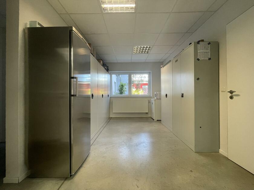 LocationRobot - Film Location Gewerbehalle LR4585 (photo 8)