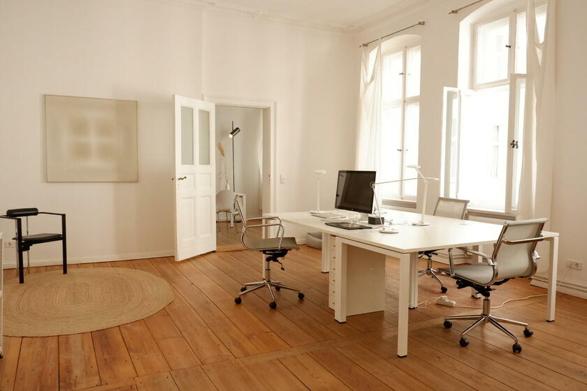 LocationRobot - Film Location Büro LR4904 (photo 1)