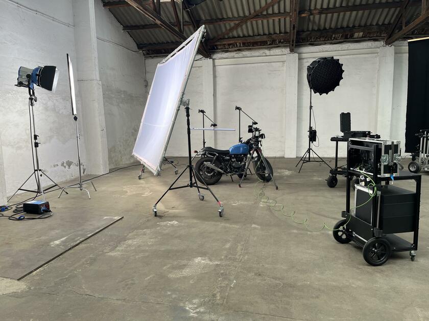 LocationRobot - Film Location Industriehalle LR5393 (photo 8)