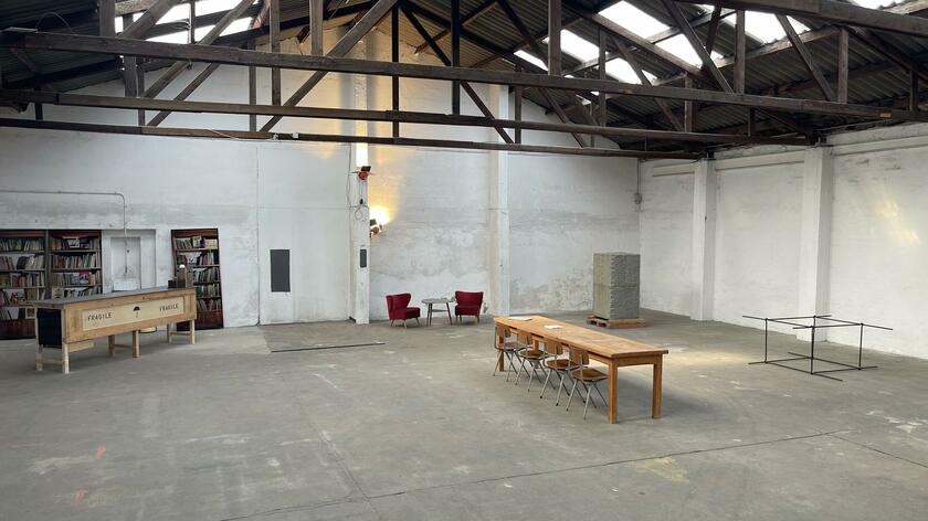 LocationRobot - Film Location Industriehalle LR5393 (photo 1)