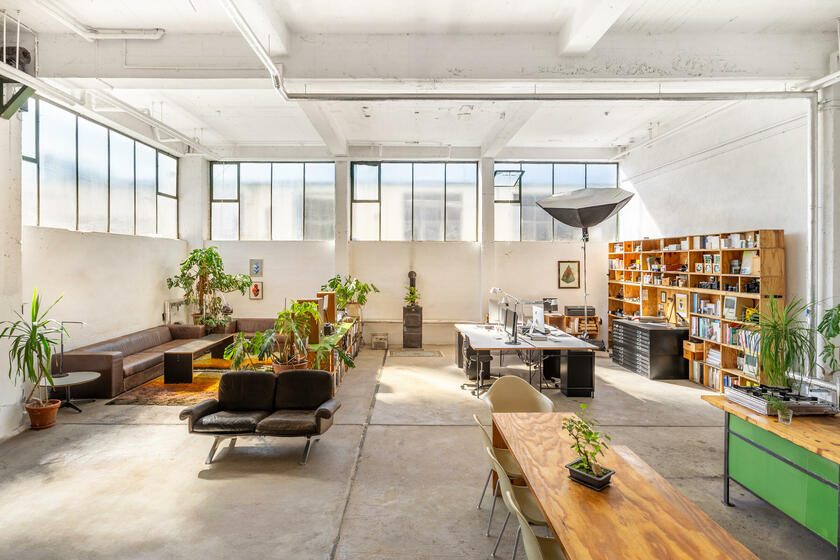 LocationRobot - Film Location Büro LR6185 (photo 3)