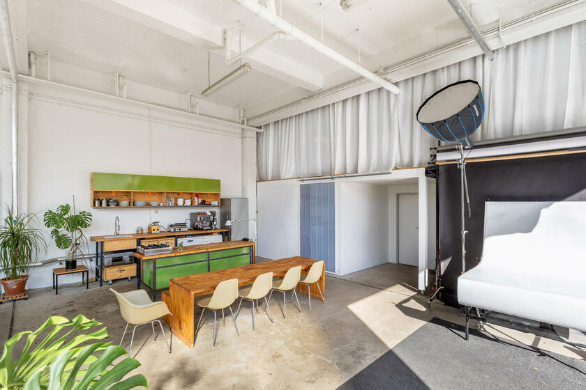 LocationRobot - Film Location Büro LR6185 (photo 7)