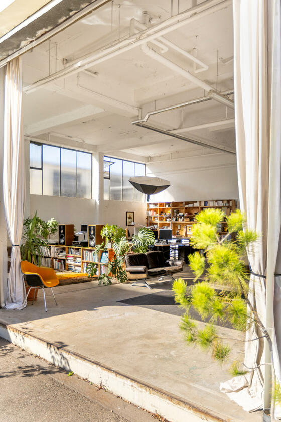 LocationRobot - Film Location Büro LR6185 (photo 6)