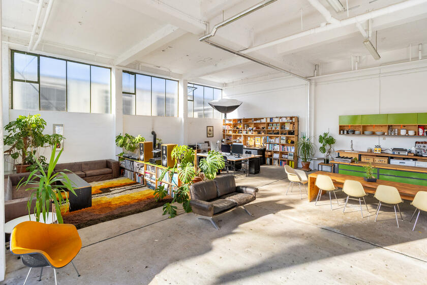 LocationRobot - Film Location Büro LR6185 (photo 2)