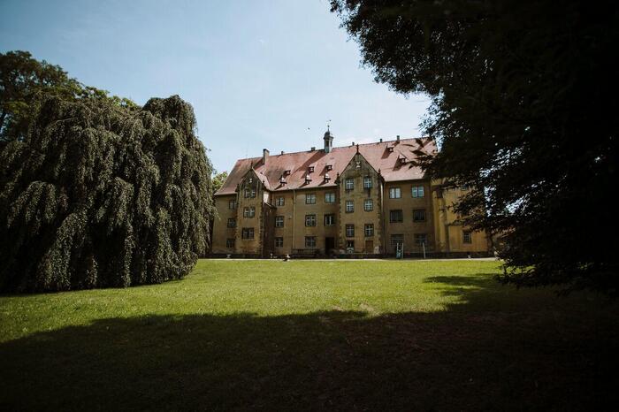LocationRobot - Film Location Schloss LR2201 (photo 2)
