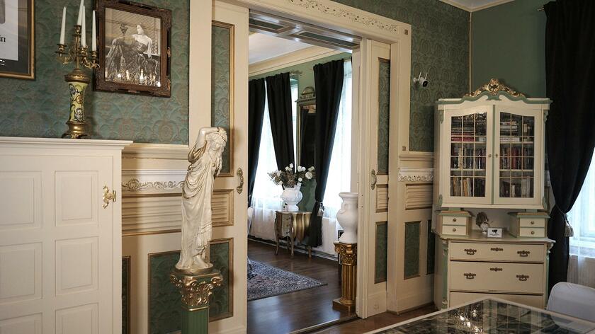 LocationRobot - Film Location Schloss LR3496 (photo 7)