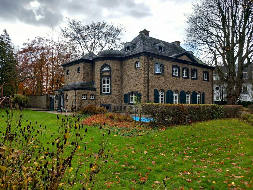 LocationRobot - Film Location Herrenhaus LR5203 (photo 1)