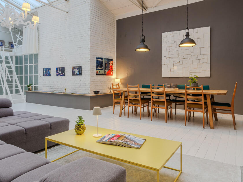 LocationRobot - Film Location Loft LR2075 (photo 2)