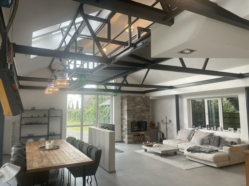 LocationRobot - Film Location Loft LR2138 (photo 6)