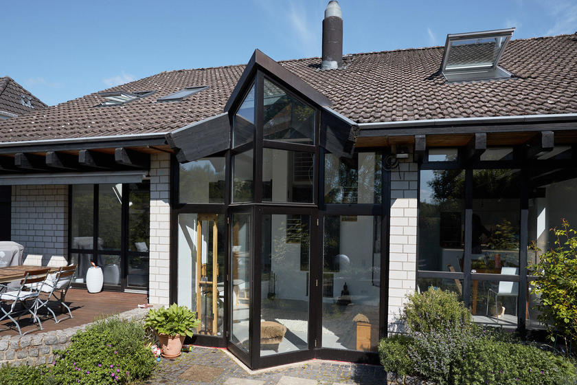 LocationRobot - Film Location Einfamilienhaus LR3195 (photo 1)