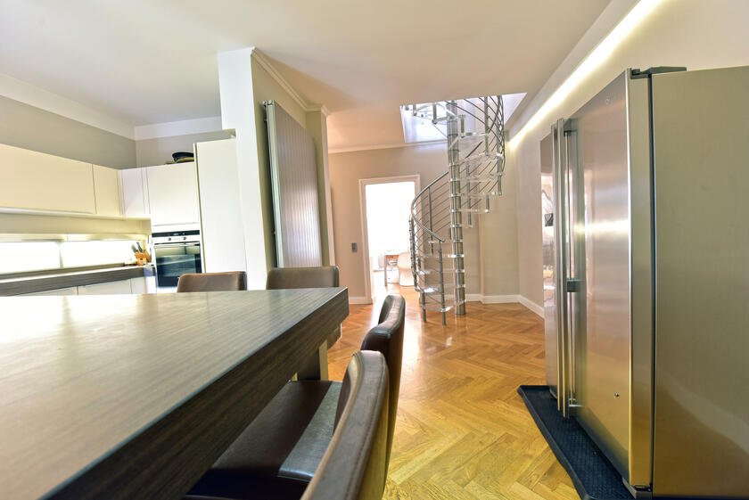 LocationRobot - Film Location Wohnung LR3300 (photo 6)