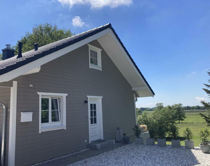 LocationRobot - Film Location Holzhaus LR4302 (photo 1)