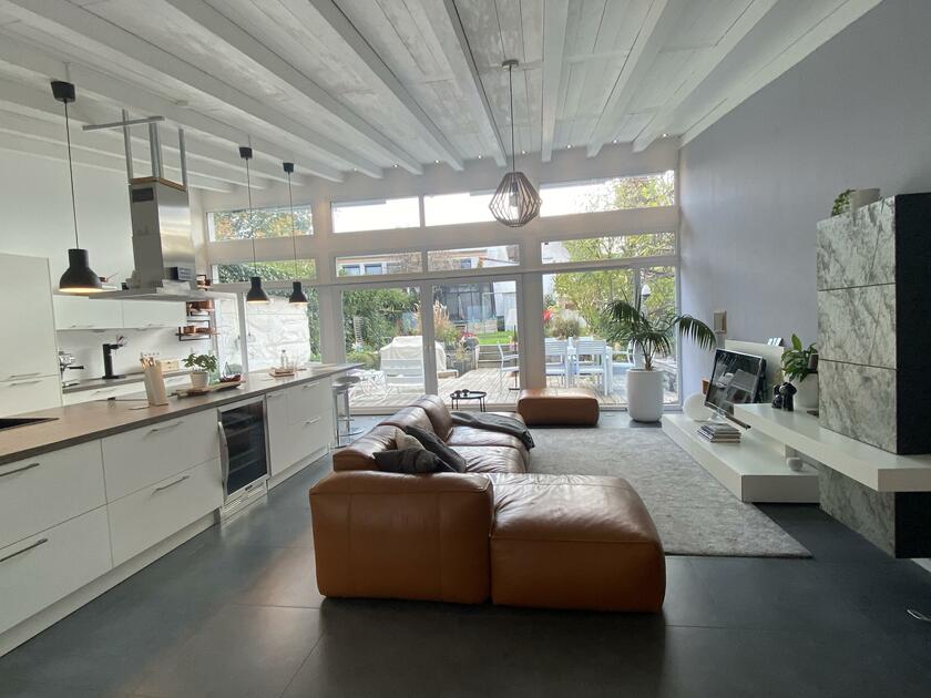 LocationRobot - Film Location Einfamilienhaus LR4599 (photo 1)