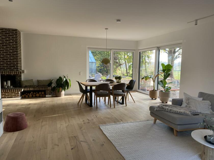 LocationRobot - Film Location Einfamilienhaus LR4620 (photo 1)