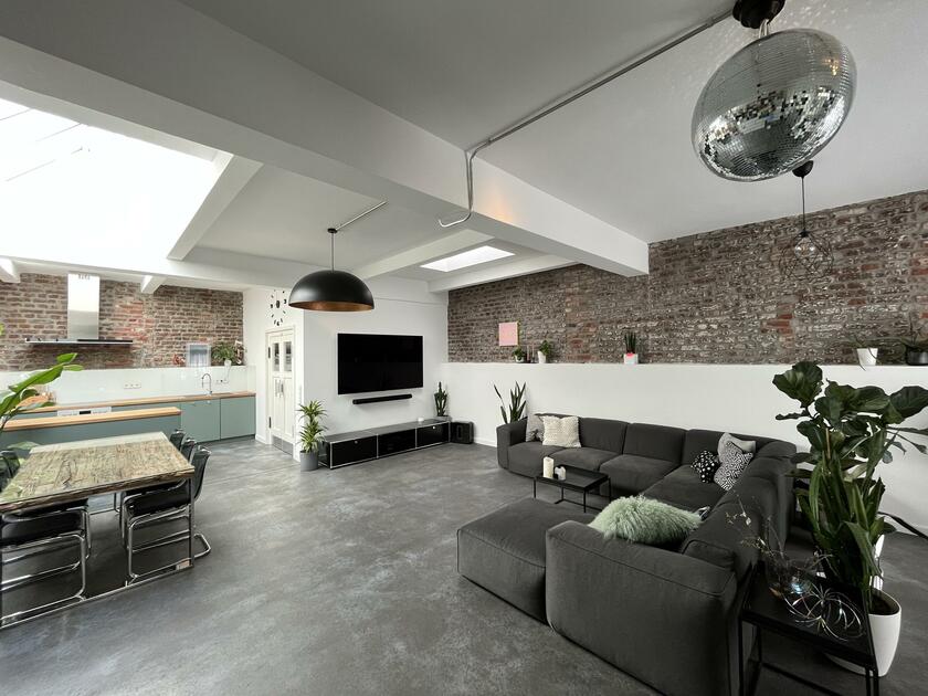 LocationRobot - Film Location Loft LR4856 (photo 1)