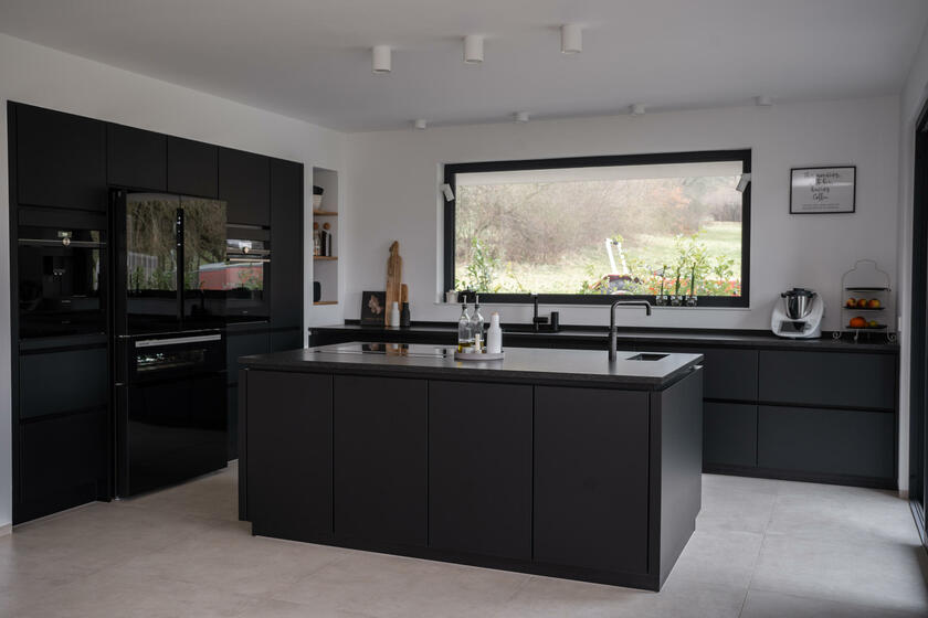 LocationRobot - Film Location Einfamilienhaus LR5275 (photo 1)