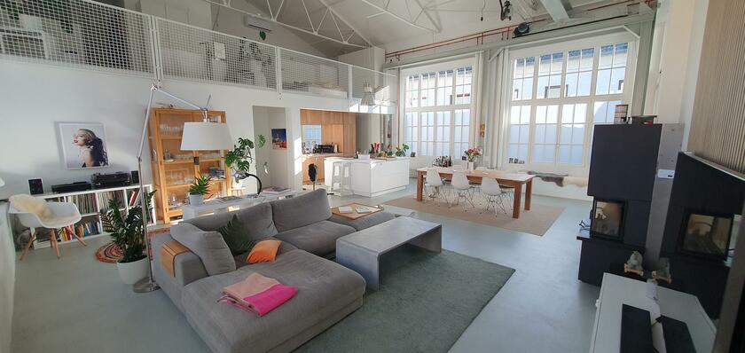 LocationRobot - Film Location Loft LR5328 (photo 1)