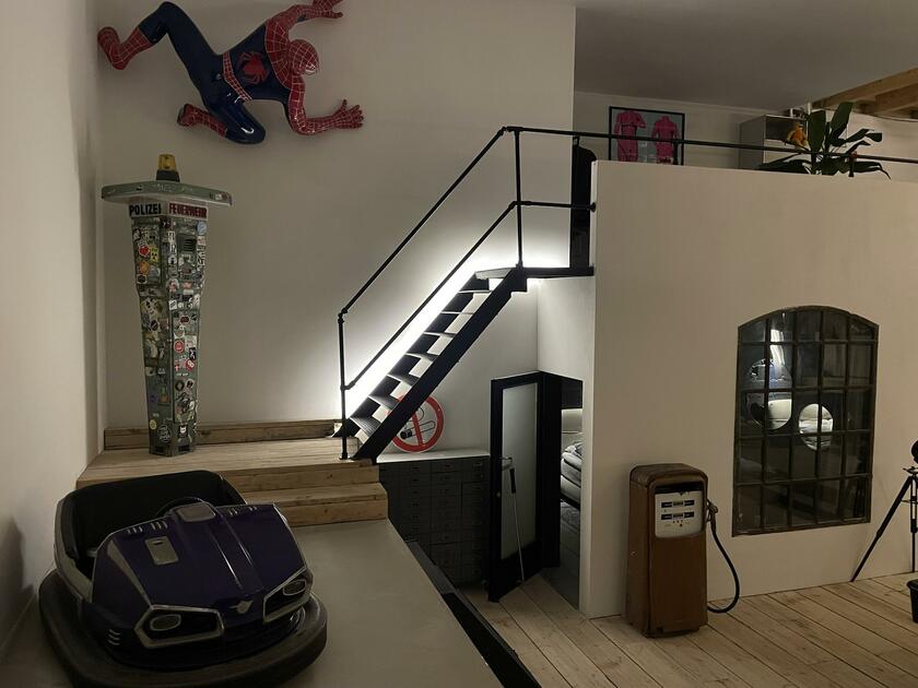 LocationRobot - Film Location Loft LR5400 (photo 8)