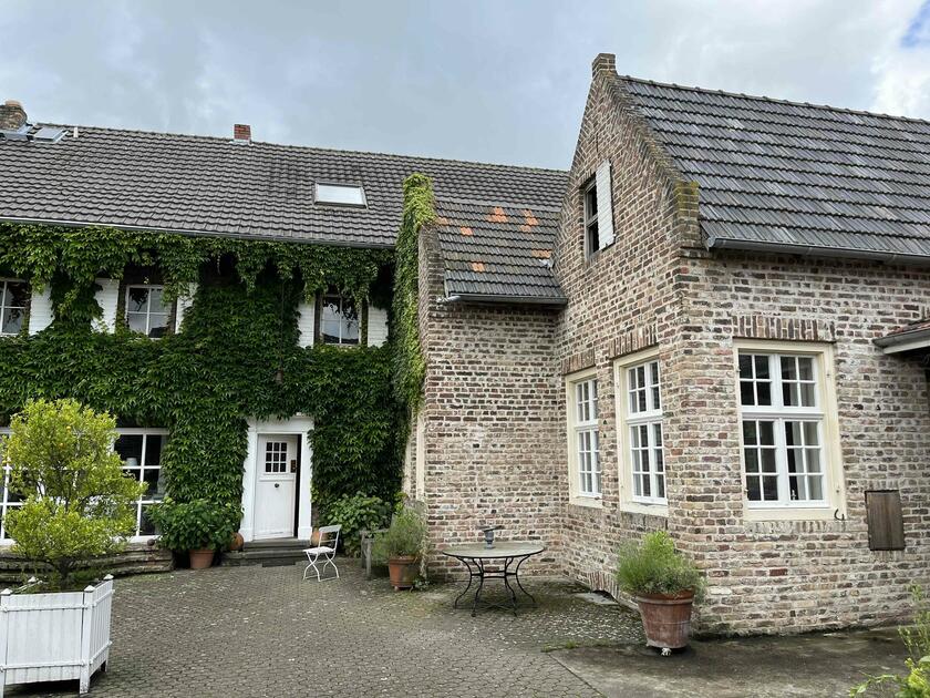 LocationRobot - Film Location Gutshaus LR5524 (photo 1)