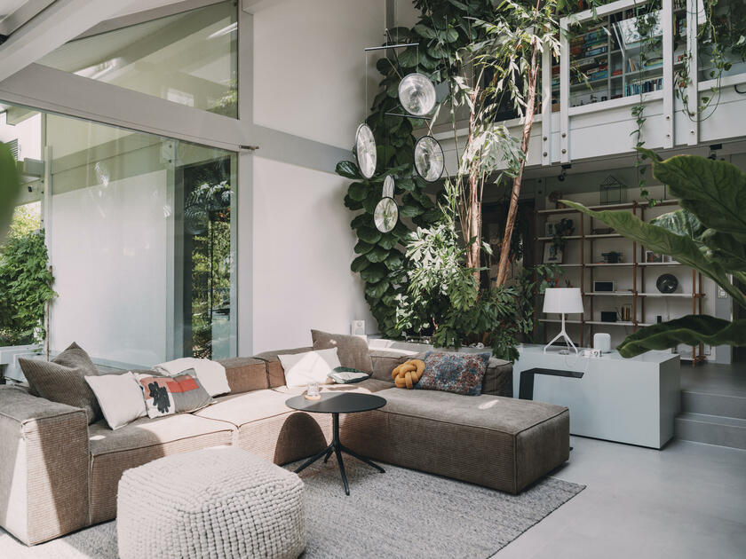 LocationRobot - Film Location Villa LR5587 (photo 1)