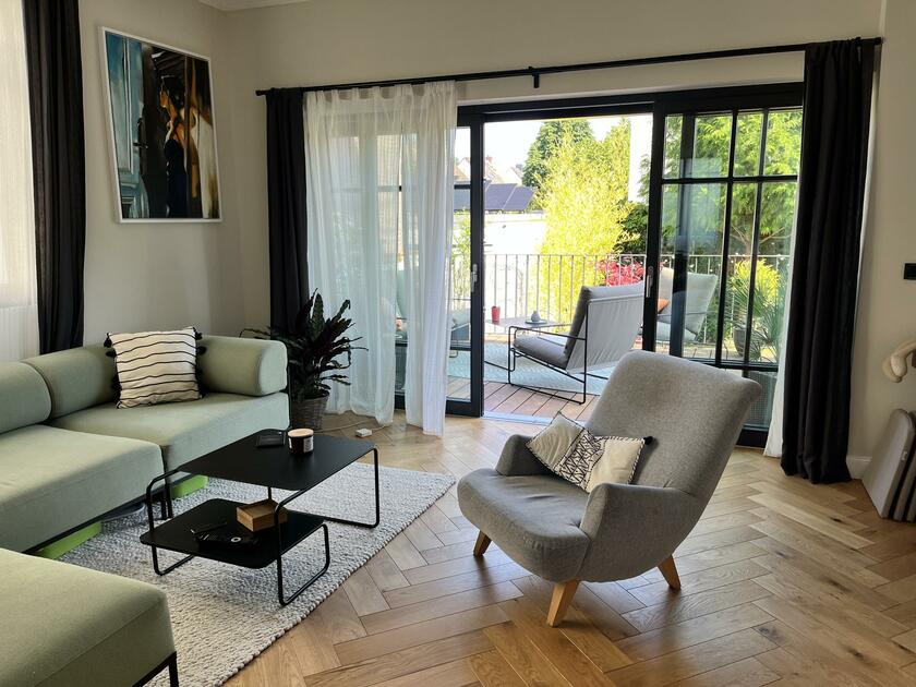 LocationRobot - Film Location Einfamilienhaus LR5594 (photo 1)