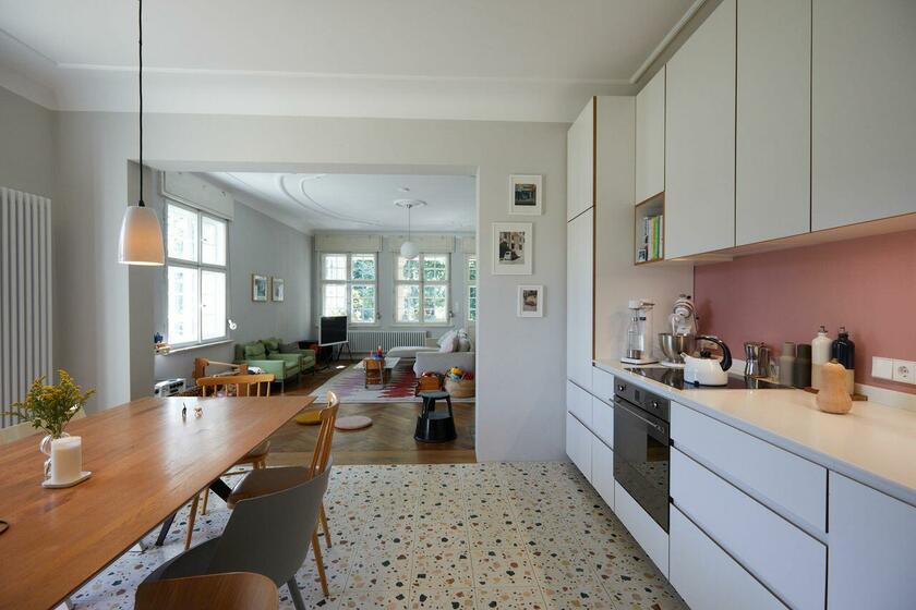 LocationRobot - Film Location Villa LR5822 (photo 2)