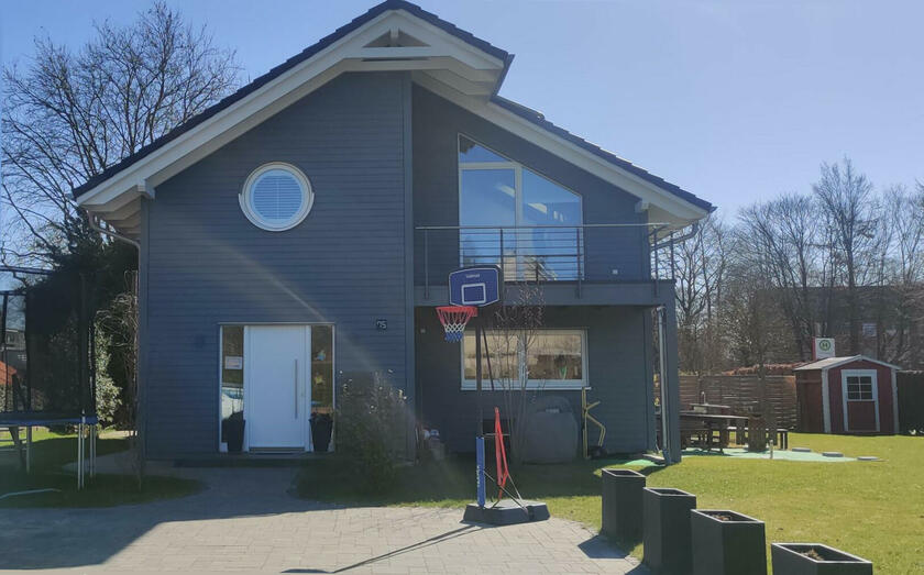 LocationRobot - Film Location Einfamilienhaus LR5924 (photo 1)