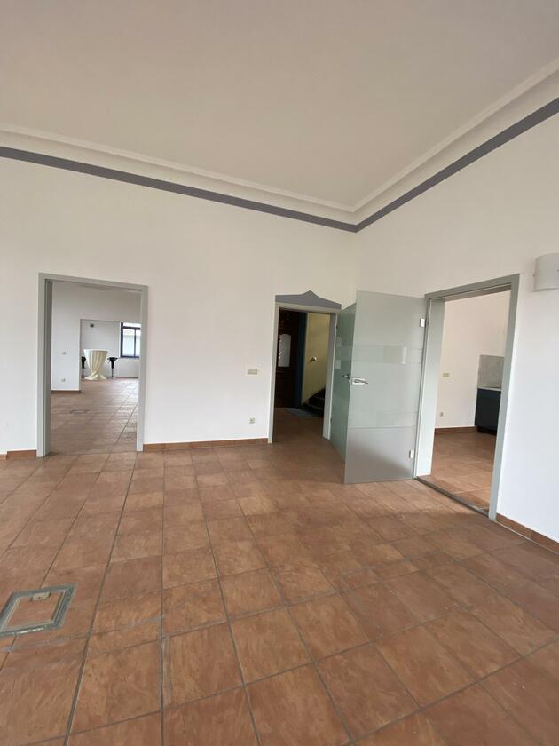 LocationRobot - Film Location Villa LR5439 (photo 2)